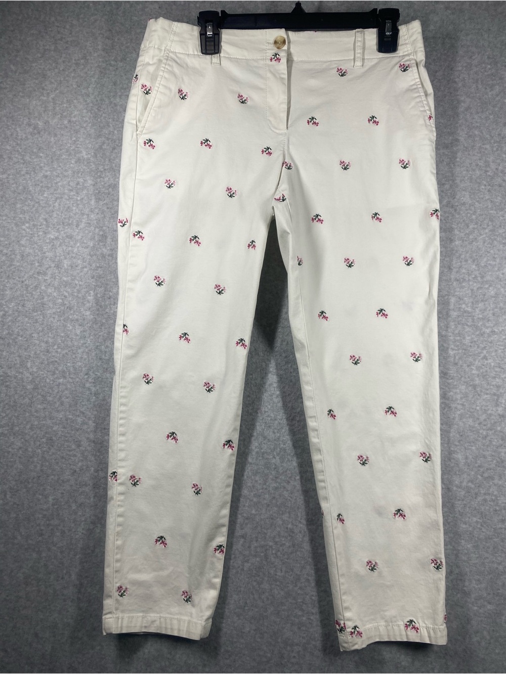 Talbots relaxed chino pants women’s 8 P Straight-Leg ivory Pink Floral Embroide
